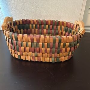 Well made woven basket. 8”x12”